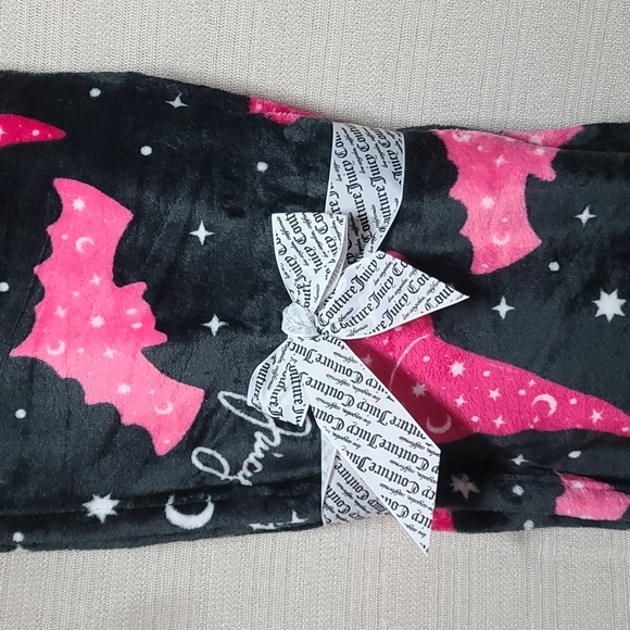 Juicy Couture Other - Juicy Couture Blanket Pink Witchy Hat And Bat Design Plush Printed Throw Nwt